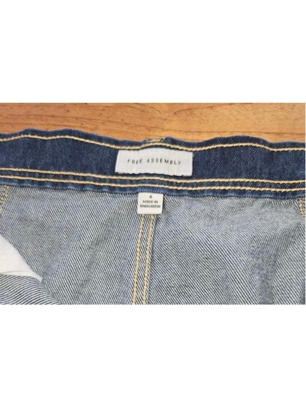 Free Assembly Denim Mini Skirt Size 6 - Picture 4 of 6